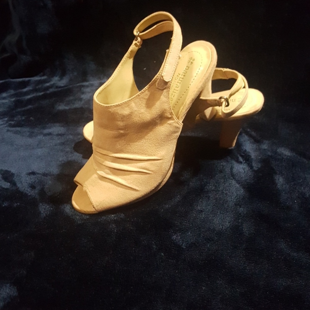 Heels 4'